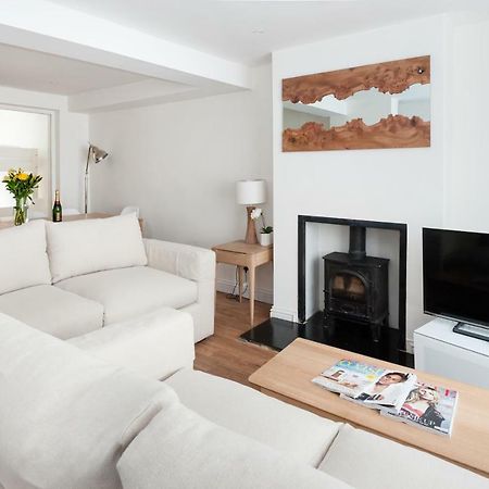 Sea Breeze Cottage With Parking By Myholidaylet Brighton Екстериор снимка