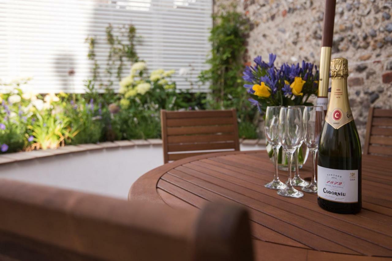 Sea Breeze Cottage With Parking By Myholidaylet Brighton Екстериор снимка