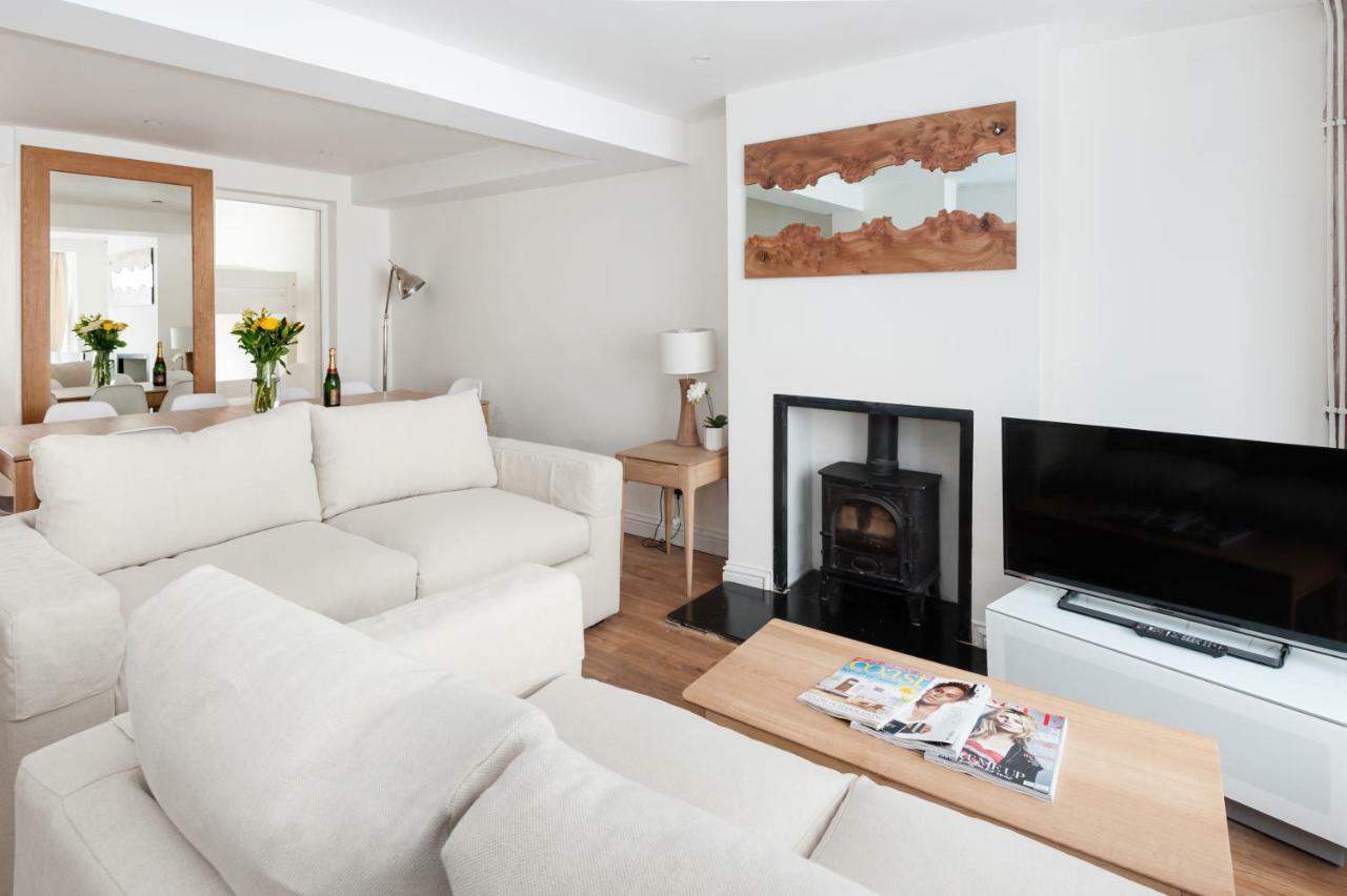 Sea Breeze Cottage With Parking By Myholidaylet Brighton Екстериор снимка
